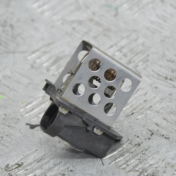 Резистор вентилятора пічки Renault Laguna II 2000-2007 Реле вентилятора Рено Лагуна 2 3000100