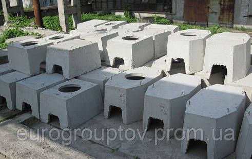 Телефонний колодязя зв'язку ККС4-80