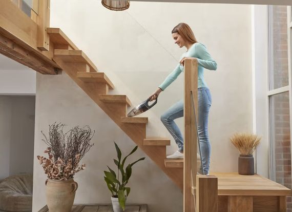 Пылесос аккумуляторный Black&amp;Decker SVB620JW | Зображення 5