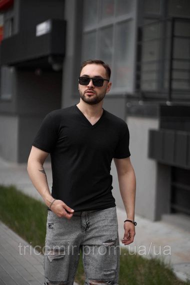 Футболка чоловіча чорна бавовна