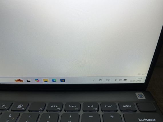 Ультрабук Б-класс Dell Inspiron 13 5310 / 13.3" (1920x1200) IPS / Intel Core i5-11320H (4 (8) ядра по 3.2 - 4.5 GHz) / 16 GB DDR4 / 512 GB SSD M.2 / Intel Iris Xe Graphics / WebCam б/у | Зображення 9