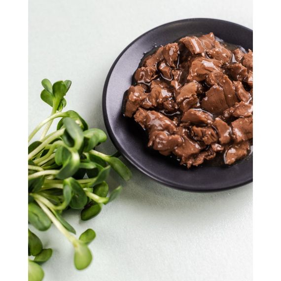 Корм вологий Savory Sterilised Cat Pouch Lamb and Cranberry in Gravy для стерилізованих котів з ягням та журавлиною у соусі | Зображення 1