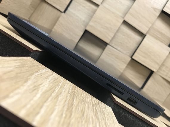 Ультрабук Б-класс Lenovo IdeaPad 3 15ABA7 / 15.6" (1920x1080) IPS / AMD Ryzen 7 5825U (8 (16) ядра по 2.0 - 4.5 GHz) / 8 GB DDR4 / 256 GB SSD / AMD Radeon Graphics / WebCam б/у | Зображення 4