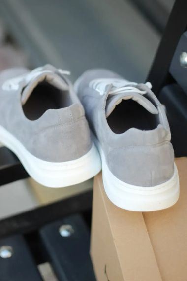 Кеди сірого кольору з м'якої замші 45 розмір | Зображення 2