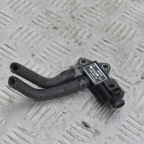 Датчик тиску вихлопних газів Volkswagen Caddy Golf Passat T5 Фольксваген Кадді Гольф Т5 0281002710