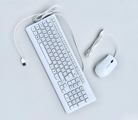 Моноблок Lenovo IdeaCentre 3 27IRH9/27" (1920x1080) IPS / Intel Core i5-13420H (8(12) ядер по 3.4 - 4.6 GHz) / 16 GB DDR5 / 512 GB SSD / Intel UHD Graphics / WebCam / 2x 3W / Клавіатура та мишка | Зображення 2
