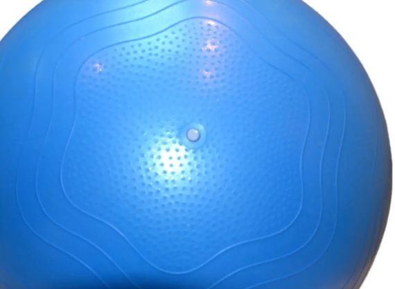 М'яч для фітнесу (фітбол) укріплений PowerPlay 4000 Ø65 cm Premium Gymball Anti-Burst Синій + помпа (PP_4000_65cm_Blue) | Зображення 6