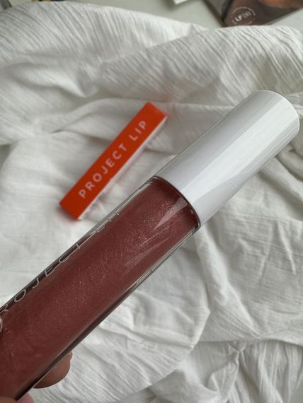 Блеск плампер Project Lip Plump and Gloss - Obsessed (3.8 ml) | Зображення 1