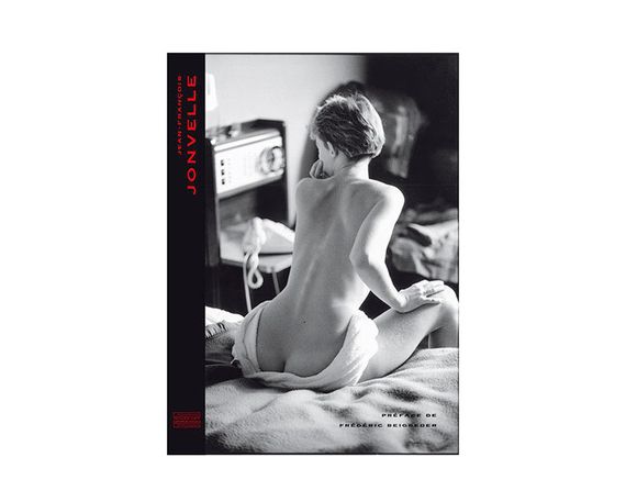 Книга Jonvelle: The 100 Best Photographs Б/У