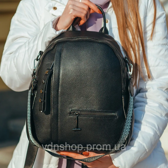 Жіночий шкіряний рюкзак міський 23х32х13, сумка для міста, подорожей та  відпочинку, чорна