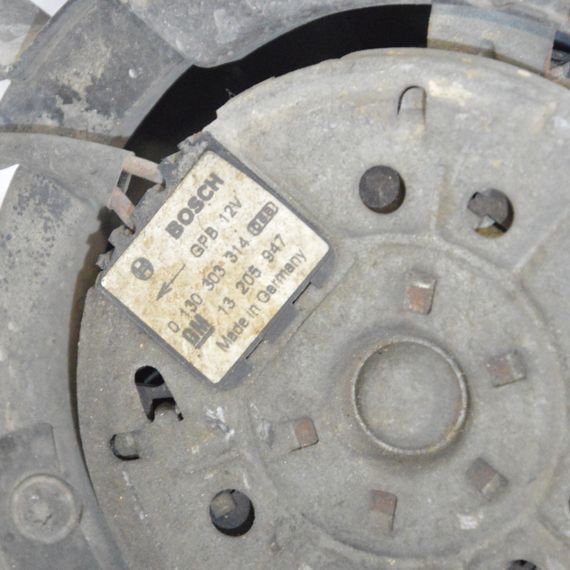 Вентилятор радіатора в зборі Opel Astra H Zafira B 2004-2015 Вентилятор охолодження радіатора Опель Астра Н Зафіра Б 13205947 | Зображення 2