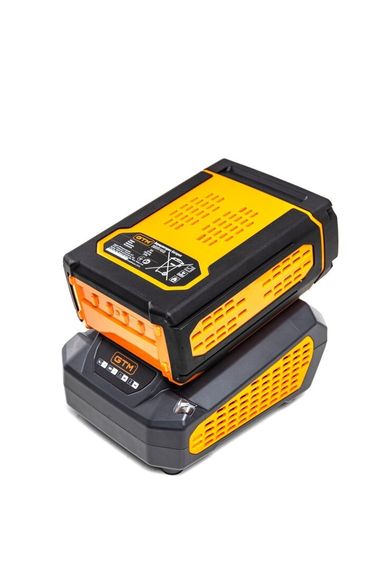 Пристрій для зарядки акумуляторів GTM CH56V/2.5A (56 В, 2.5 А) | Зображення 2