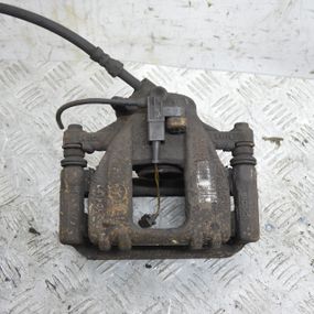 Супорт задній правий Mercedes Sprinter W906 2006-2018 Мерседес Спрінтер A9064231498