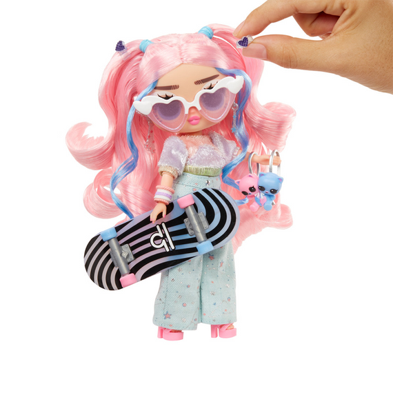 Ігровий набір із лялькою "Флора Мун" L.O.L. Surprise! 591665 серії "Tweens Core" з аксесуарами | Зображення 3