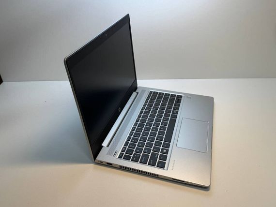 Ультрабук HP ProBook 445R G6 / 14" (1920x1080) IPS / AMD Ryzen 3 3200U (2 (4) ядра по 2.6 - 3.5 GHz) / 8 GB DDR4 / 256 GB SSD / AMD Radeon Vega 3 Graphics / WebCam б/в | Зображення 2