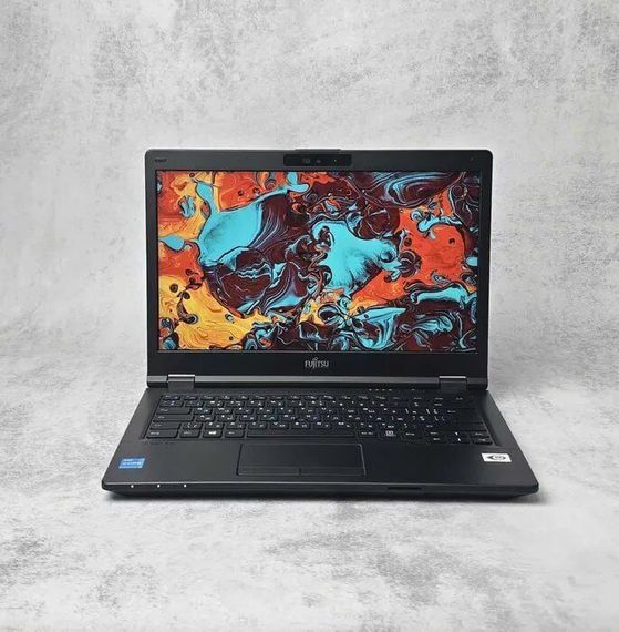 Ноутбук Fujitsu LifeBook E5411 / 14" (1920x1080) IPS / Intel Core i3-1115G4 (2 (4) ядра по 1.7 - 4.1 GHz) / 16 GB DDR4 / 256 GB SSD M.2 / Intel UHD Graphics / WebCam / Win 10 Pro б/у | Зображення 2