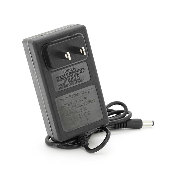 Зарядка для АКБ Li-ion 25.2V2A,шт. 5.5x2.5,индикация + переходник