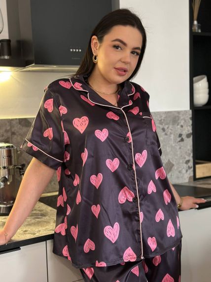 Піжама PLUS SIZE чорна у сердечко з сорочкою та штанами
