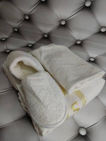 Набір в сауну жіночий (рушник-спідниця, чалма, тапочки) Merzuka Krem Махра