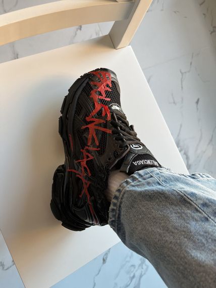 Кросівки Ba1lenc1iagaRunner Graffiti Black Red 12003 | Зображення 3