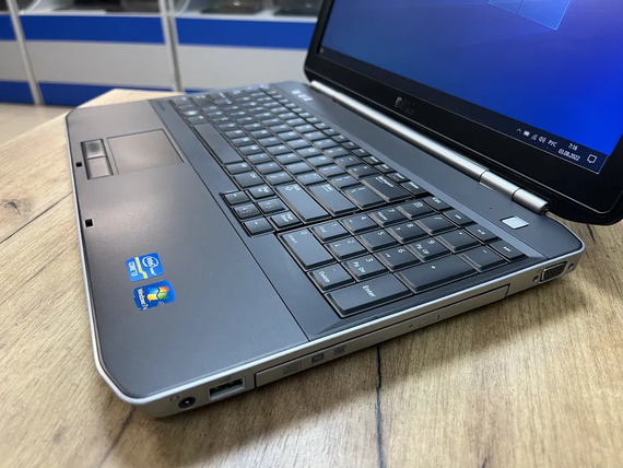 Ноутбук для навчання Dell Latitude 5520 15.6" HD intel core i3 2330M/4gb/500Gb HDD | Зображення 5