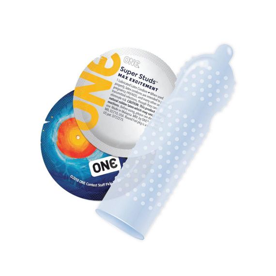 Презервативы ONE Super Studs, 12 шт, с точечным рельефом, со смазкой, подарочная упаковка-тубус sexstyle | Зображення 1