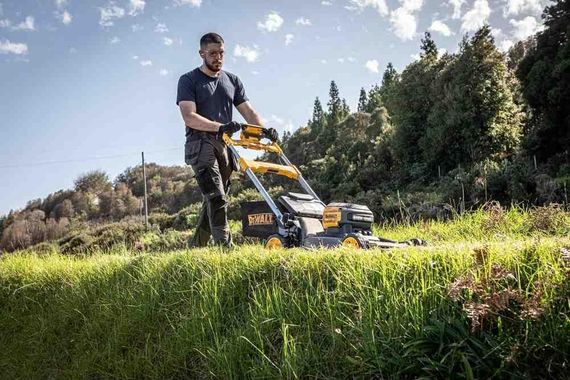 Газокосарка акумуляторна самохідна безщіткова 54В DeWALT DCMWSP660N | Зображення 6