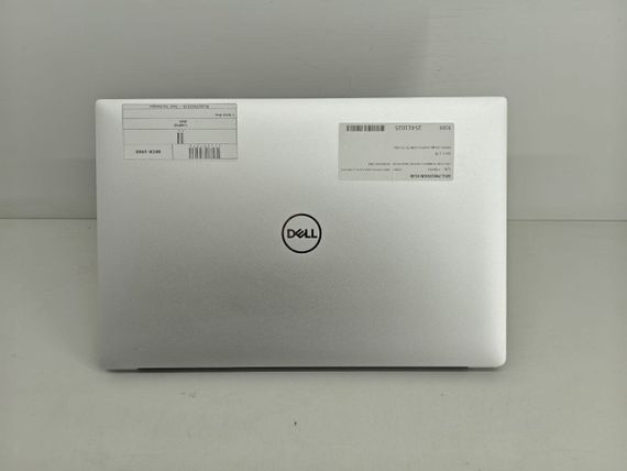 Мобильная рабочая станция Dell Precision 5540 / 15.6" (1920x1080) IPS / Intel Core i9-9880H (8 (16) ядер по 2.3 - 4.8 GHz) / 16 GB DDR4 / 1000 GB SSD / nVidia Quadro T2000, 4 GB GDDR5, 128-bit / WebCam б/у | Зображення 2