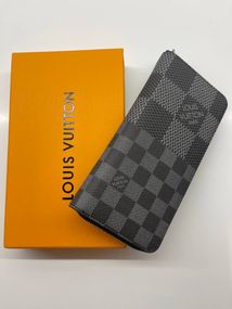 Вертикальний гаманець Louis Vuitton Zippy сірий
