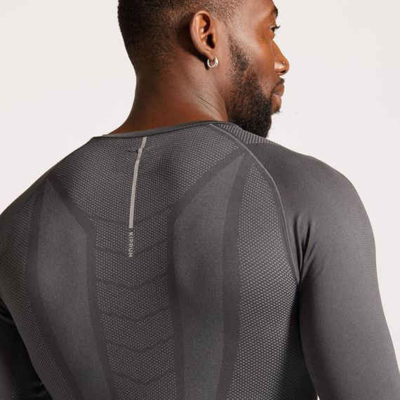 Футболка чоловіча 500 з довгими рукавами для бігу сіра - S | Зображення 4