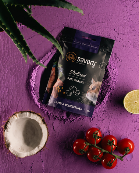 Мягкое лакомство для здоровья стерилизованных кошек Savory Soft Snack, ягненок и голубика 50г | Зображення 4