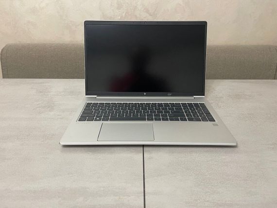 Ультрабук HP EliteBook 650 G9 / 15.6" (1920x1080) IPS / Intel Core i5-1245U (10 (12) ядер 3.3 - 4.4 GHz) / 16 GB DDR4 / 256 GB SSD M.2 / Intel Iris Xe Graphics / WebCam б/в | Зображення 2