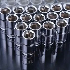 Автомобільний набір інструментів 151 предмет, у кейсі XPRO ET-6072 (234578196_2917)