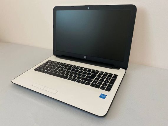 Ноутбук HP 15-ac185no / 15.6" (1920x1080) TN / Intel Celeron N3050 (2 ядра по 1.6 - 2.16 GHz) / 8 GB DDR3 / 1000 GB HDD / Intel HD Graphics / WebCam / DVD-RW б/в | Зображення 2