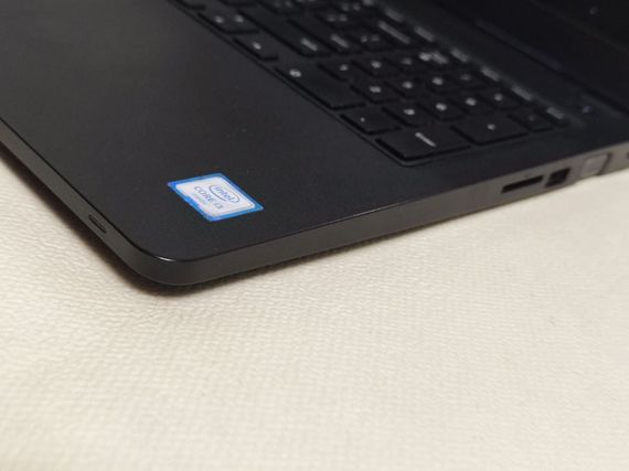 Ноутбук Dell Latitude 3580 / 15.6" (1366x768) TN / Intel Core i5-6300U (2 (4) ядра по 2.4 - 3.0 GHz) / 8 GB DDR4 / 256 GB SSD / Intel HD Graphics 520 / WebCam б/у | Зображення 3