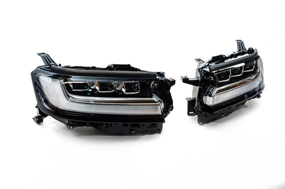 Передні фари для Toyota Land Cruiser 300 2021- рр | Зображення 1
