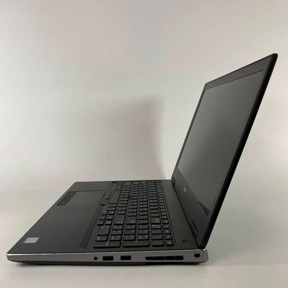 Мобильная рабочая станция Б-класс Dell Precision 7530 / 15.6" (1920x1080) IPS / Intel Core i5-8400H (4 (8) ядра по 2.5 - 4.2 GHz) / 16 GB DDR4 / 512 GB SSD / nVidia Quadro P2000, 4 GB GDDR5, 128-bit / HDMI б/у + Подарок Беспроводная мышь / USB | Зображення 4