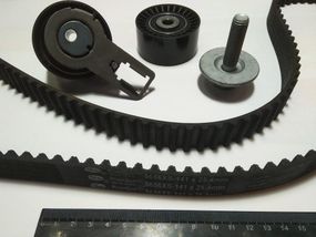 Ремінь ГРМ + ролики Berlingo 1.6 HDi, GATES (K015656XS) (1608747480)
