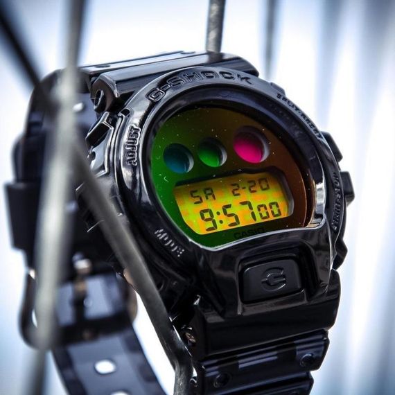 Годинник CASIO DW-6900SP-1ER | Зображення 1