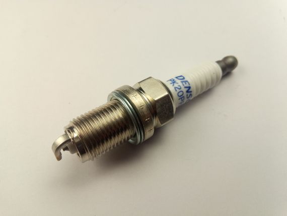 Свічка запалювання DENSO PK20PRP8/3245 Octavia 1.8 ОДНА ШТУКА | Зображення 1