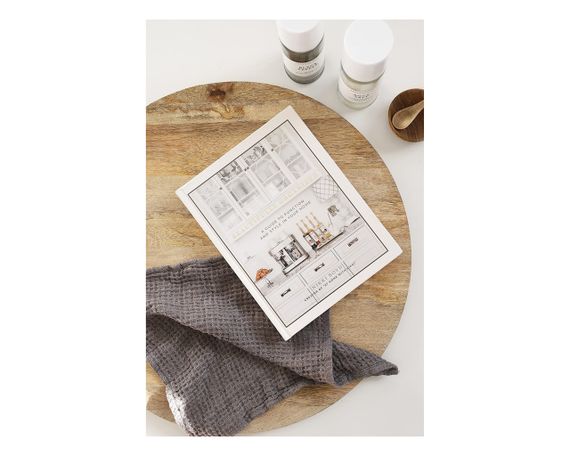Книга Beautifully Organized: A Guide to Function and Style in Your Home | Зображення 9