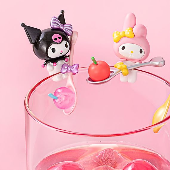 Фігурка-сюрприз "Друзі вишеньки" Pop Top Hello Kitty 24MQD-007 в асортименті | Зображення 4