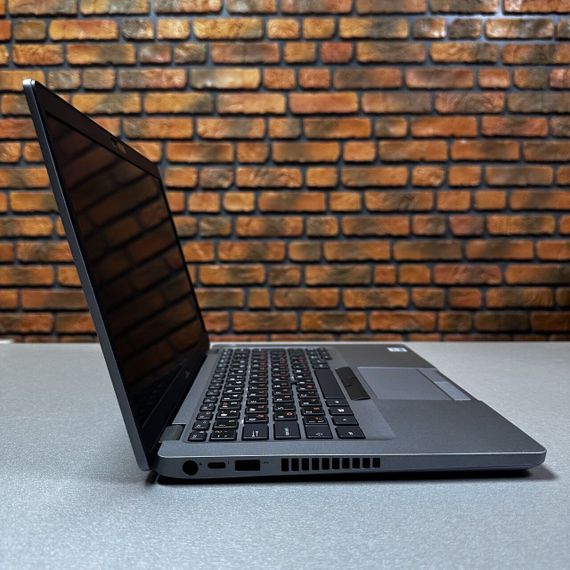 Ультрабук Dell Latitude 5410 / 14" (1920x1080) IPS / Intel Core i5-10310U (4 (8) ядра по 1.7 - 4.4 GHz) / 8 GB DDR4 / 256 GB SSD M.2 / Intel UHD Graphics / WebCam б/у | Зображення 3