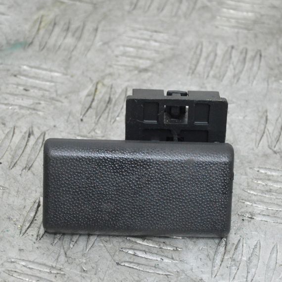 Ручка відкриття бардачка Mazda 5 2005-2010 Ручка бардачка Мазда 5