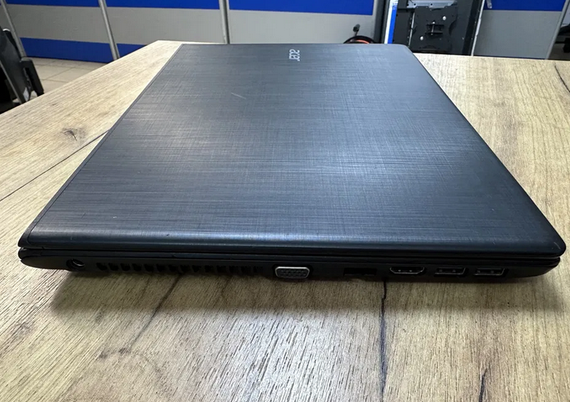 Ноутбук Acer Travelpate P249 14" HD intel core i3 6100U/4gb/256Gb SSD Б/У | Зображення 4