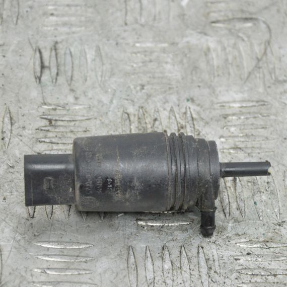Насос омивача скла BMW E36 E39 E60 E64 E65 E90 F30 X3 2003-2010 Мотор склоомивача БМВ 67128377612 | Зображення 1