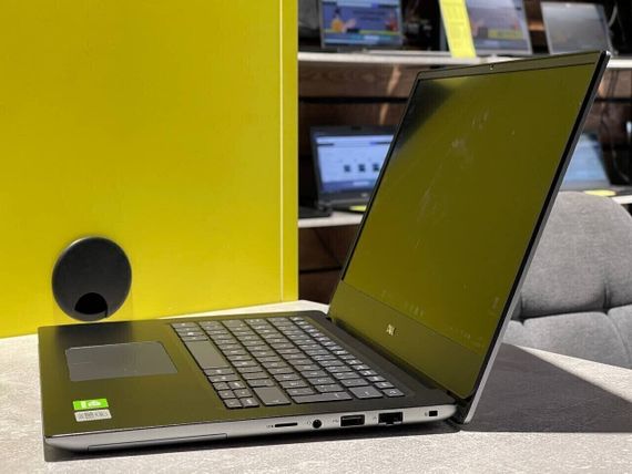 Ноутбук Б-класс Dell Vostro 5490 / 14" (1920x1080) IPS / Intel Core i5-10210U (4 (8) ядра по 1.6 - 4.2 GHz) / 20 GB DDR4 / 512 GB SSD / nVidia GeForce MX230, 2 GB GDDR5, 64-bit / WebCam б/у | Зображення 3