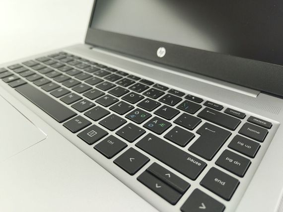 Ультрабук HP ProBook 440 G6 / 14" (1920x1080) IPS / Intel Core i5-8250U (4 (8) ядра по 1.6 - 3.4 GHz) / 8 GB DDR4 / 240 GB SSD / Intel HD Graphics 620 / WebCam б/у | Зображення 3