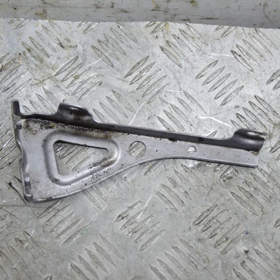 Кріплення крила праве Mazda 6 GH 2007-2012 Кронштейн переднього правого крила Мазда 6 D_R | Зображення 1