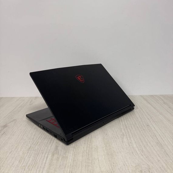Ігровий ноутбук MSI GF63 Thin 10UC / 15.6" (1920x1080) IPS / Intel Core i5-10500H (6 (12) ядра по 2.5 - 4.5 GHz) / 16 GB DDR4 / 512 GB SSD / nVidia GeForce RTX 3050, 4 GB GDDR6, 128-bit / WebCam б/в | Зображення 4